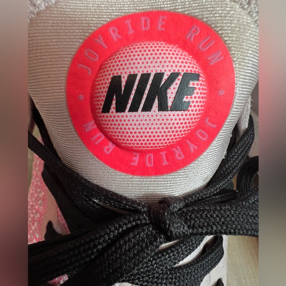 Nike Women’s “joyride” Run Flyknit running shoes. Size 11. - Picture 6 of 7